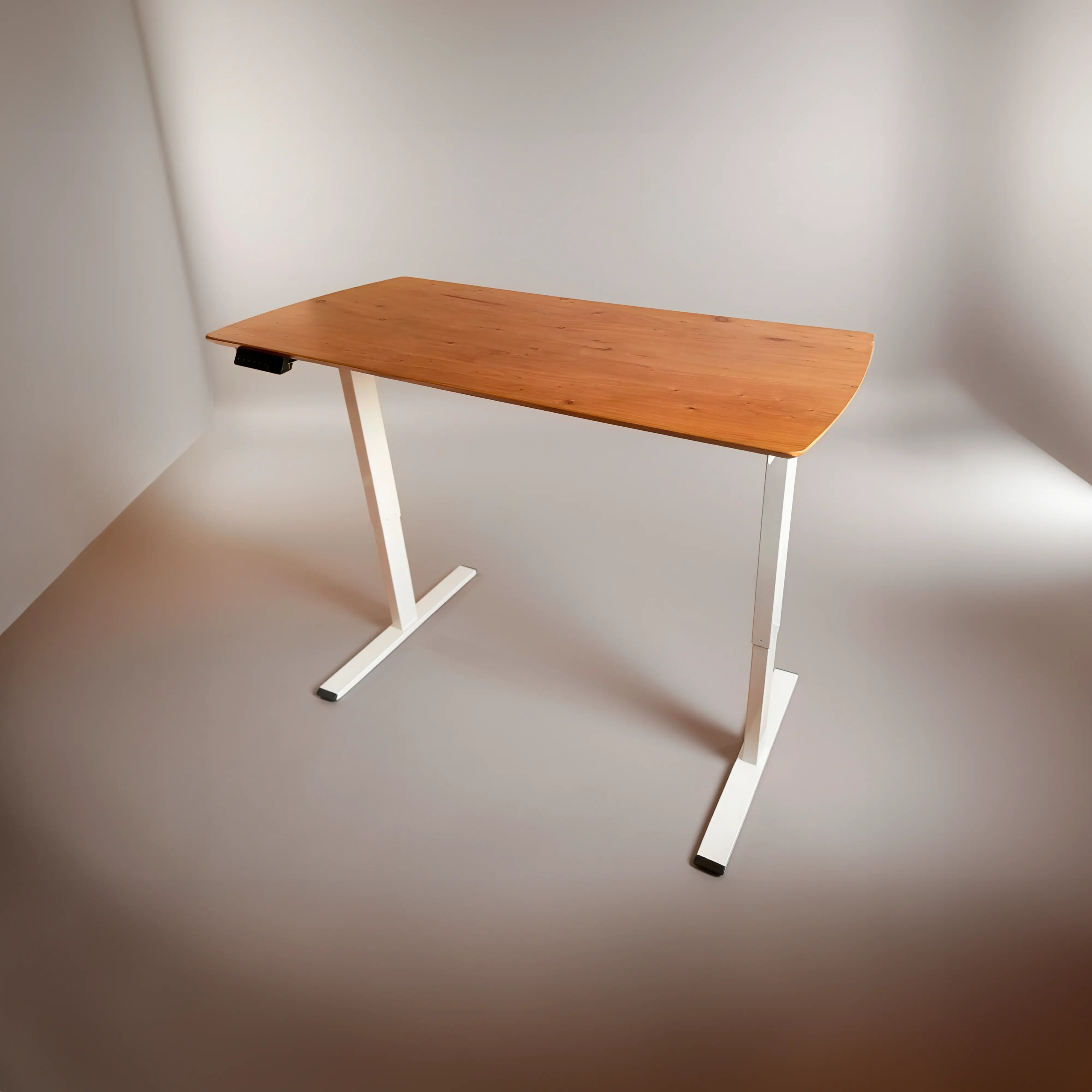 Escritorio elevable Natura de madera natural pino ciprés